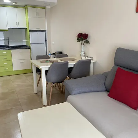 Enjoy Apartment Beautiful Sea View, Perfect For Cyclists Διαμέρισμα *