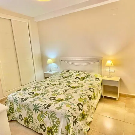 Appartement Enjoy Beautiful Sea View, Perfect For Cyclists