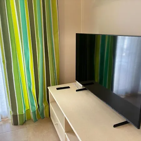 Enjoy Beautiful Sea View, Perfect For Cyclists Apartmán *